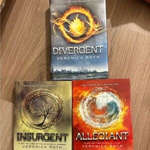 Divergent Series Book Set by Veronica Roth